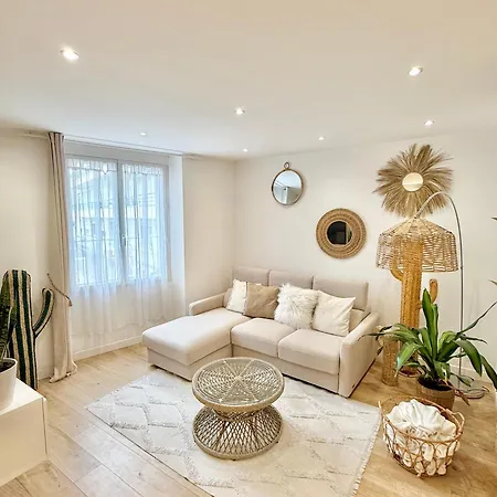 T3 6 Personnes De 60m2 Au Coeur De Ville, Terrasse Et Parking Gratuit Apartment Saint-Raphael (Var)